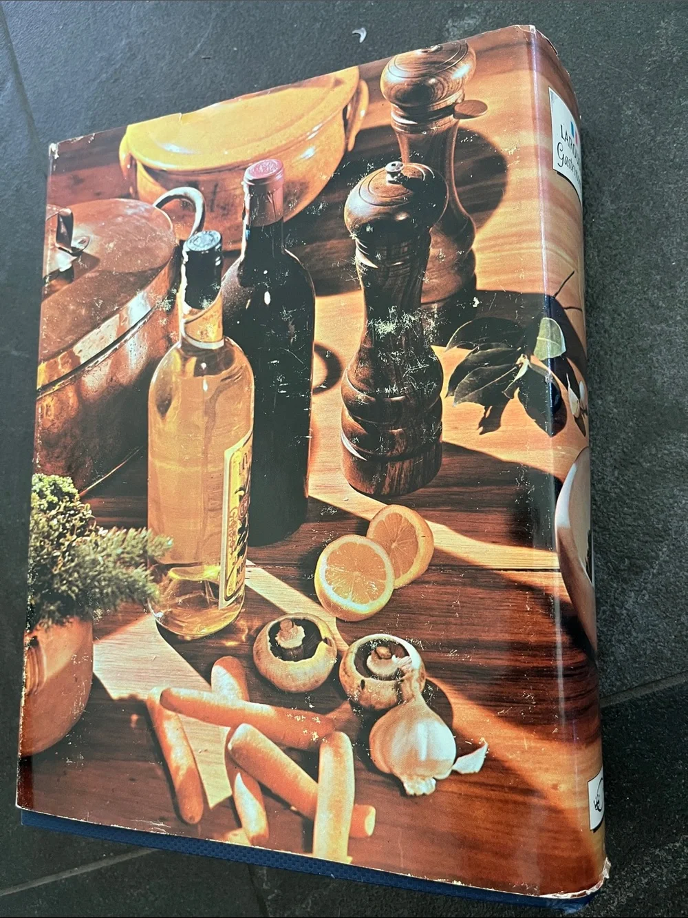 Larousse Gastronomique Encyclopedia of Food Wine & Cookery Prosper Montagne 1961
